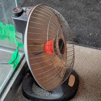 Petit Potato - Heater by the door - Taiwanese Near Me - Toronto, Ontario