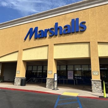 Marshalls - Department Stores Near Me - Solana Beach, California