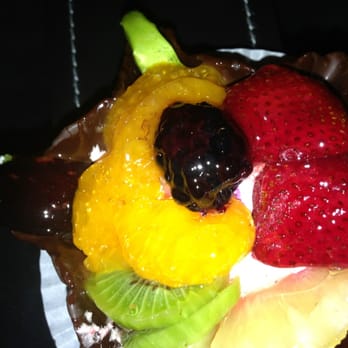 Star Bakery - Fruit cup - Bakeries Near Me - Los Angeles, California Star Bakery - Fruit cup - Bakeries Near Me - Los Angeles, California