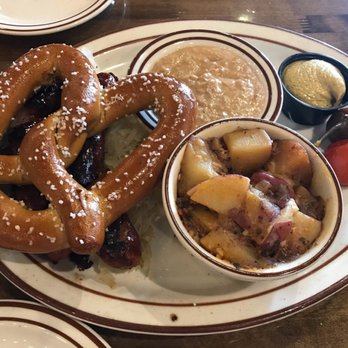 Sutter Buttes Brewing - German appetizers sampler - Pubs Near Me - Yuba City, California Sutter Buttes Brewing - German appetizers sampler - Pubs Near Me - Yuba City, California
