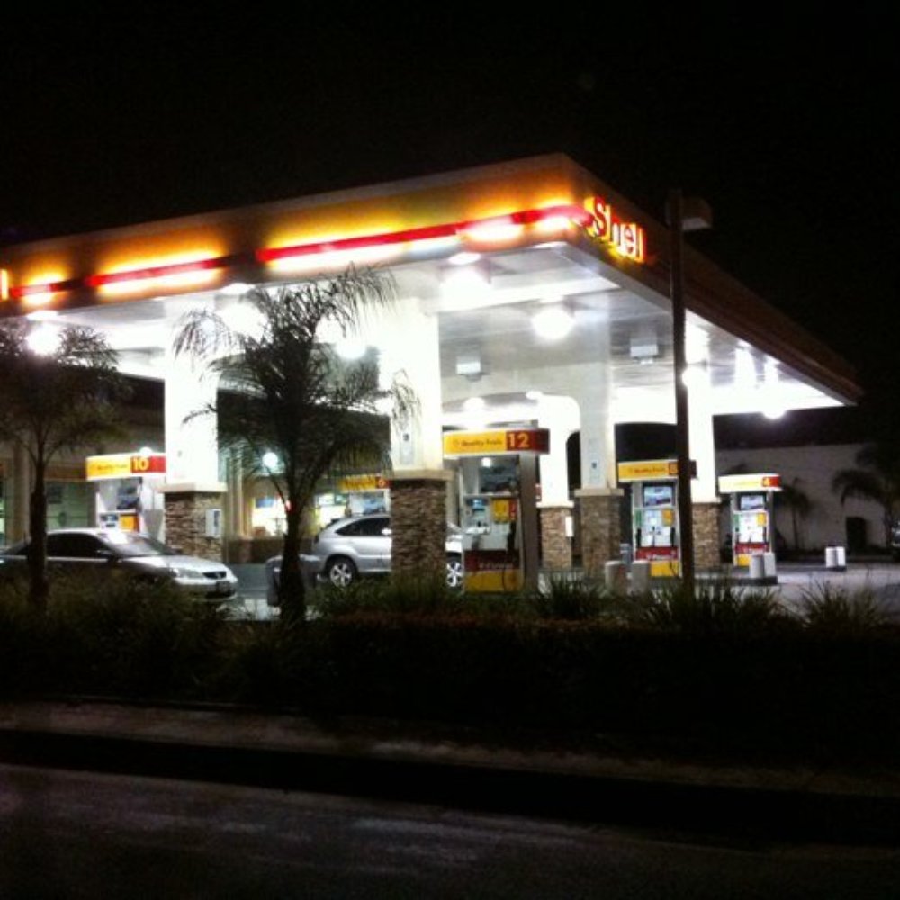 Shell - a gas station at night - Auto Repair Near Me - Azusa, California Shell - a gas station at night - Auto Repair Near Me - Azusa, California