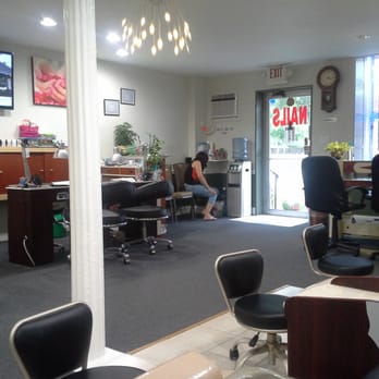 Media Nails - Nail Salons Near Me - Media, Pennsylvania