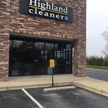 Highland Cleaners - Large parking lot for entire retail center with one dedicated parking spot for Highland Cleaners specifically - Laundry Services Near Me - Louisville, Kentucky Highland Cleaners - Large parking lot for entire retail center with one dedicated parking spot for Highland Cleaners specifically - Laundry Services Near Me - Louisville, Kentucky