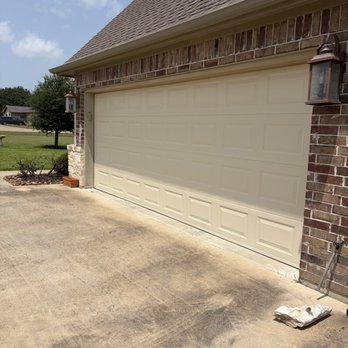 Circle B Overhead Door - My new garage door. - Garage Door Services Near Me - Bryan, Texas