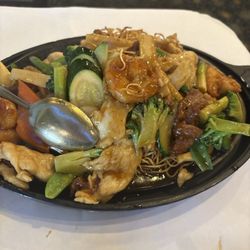 Johnny Chan 2 - Crispy 3 Delight Pan-Fried Noodlesnoodles