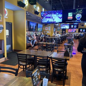 Cold Beers & Cheeseburgers - American Near Me - Surprise, Arizona Cold Beers & Cheeseburgers - American Near Me - Surprise, Arizona