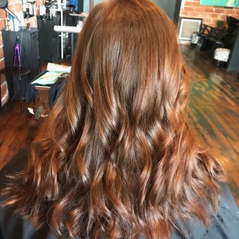 En Vogue Salon - Hair Salons Near Me - Melbourne, Florida