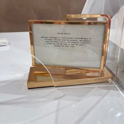 DONNÉE PAR DIEU - Return policy in a very tiny tiny letters