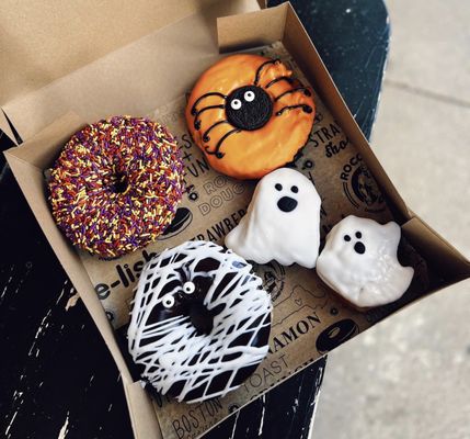 Roccos Doughnut Company by null