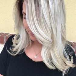 Salon Intrigue