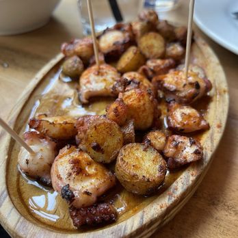 El Mercat Bar De Tapas - Tapas Bars Near Me - Rockville, Maryland