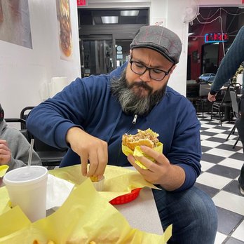 Sky Rocket Burger - Inside - Burgers Near Me - Dallas, Texas Sky Rocket Burger - Inside - Burgers Near Me - Dallas, Texas