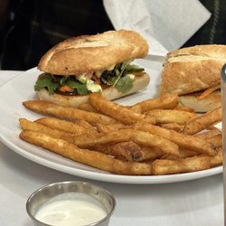 Augusta White House Cafe