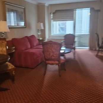 Kimberly Hotel - Living room area - Hotels Near Me - New York, New York