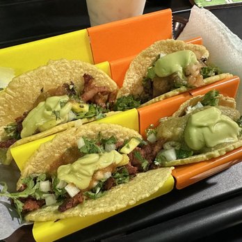 Tacos La Pina - Al Pastor, Carne Asada, Pollo Asada tacos - Tacos Near Me - Costa Mesa, California Tacos La Pina - Al Pastor, Carne Asada, Pollo Asada tacos - Tacos Near Me - Costa Mesa, California