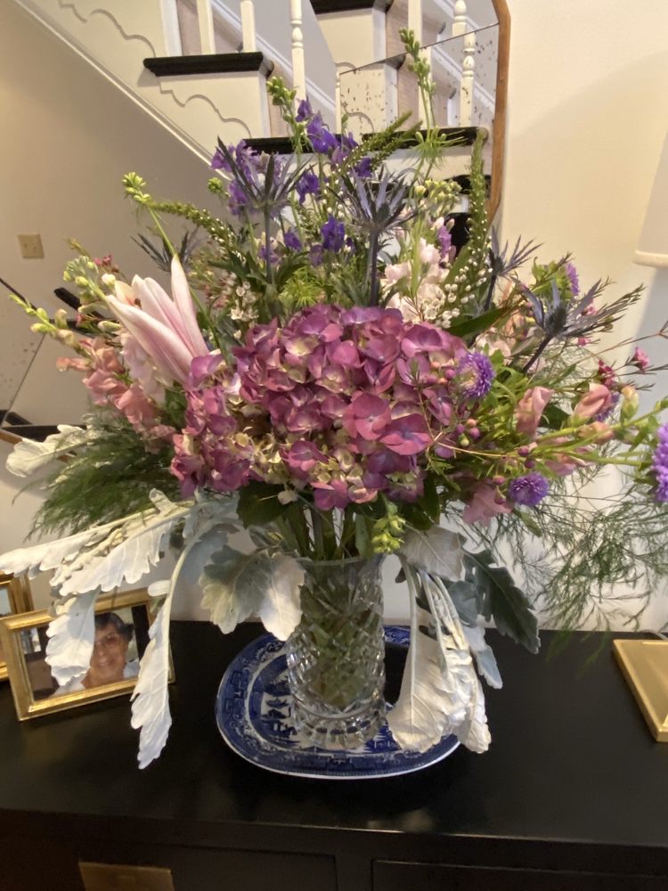 MARKET FRESH FLOWERS 389 W Lancaster Ave, Wayne, Pennsylvania