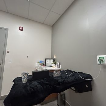 VEG ER for Pets - Emergency Pet Hospital Near Me - Chicago, Illinois