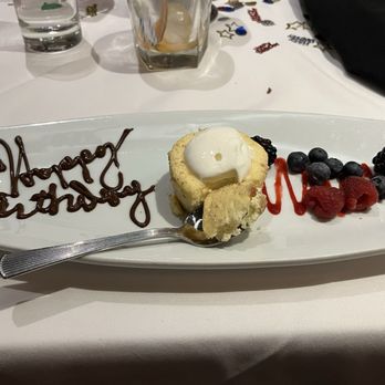 Ruth's Chris Steak House - CHEESECAKE w/berries - Steakhouses Near Me - Cherokee, North Carolina Ruth's Chris Steak House - CHEESECAKE w/berries - Steakhouses Near Me - Cherokee, North Carolina