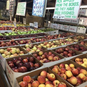 Boa Vista Orchards - Fruits & Veggies Near Me - Placerville, California
