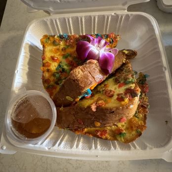 Guieb Cafe - Fruity Pebbles French Toast - New American Near Me - Aiea, Hawaii
