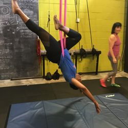 Detroit Flyhouse