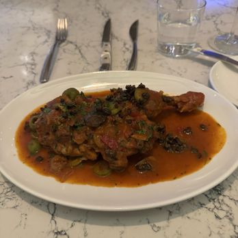 Brezza - Chicken cacciatore - Italian Near Me - Las Vegas, Nevada Brezza - Chicken cacciatore - Italian Near Me - Las Vegas, Nevada