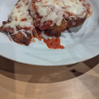 Fratelli's Italian And Seafood - Chicken Parmesan - Italian Near Me - Hampstead, Maryland