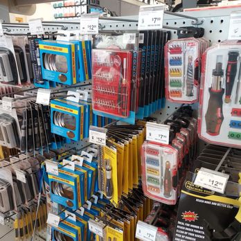 Micro Center - Computers Near Me - Chicago, Illinois