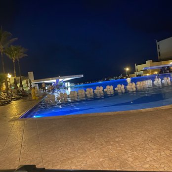 Royal Sands Resort - Hotels Near Me - Cancún, ROO Royal Sands Resort - Hotels Near Me - Cancún, ROO