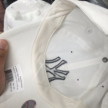Lids - This one has little makeup on it - Sports Wear Near Me - Woodbridge, New Jersey Lids - This one has little makeup on it - Sports Wear Near Me - Woodbridge, New Jersey