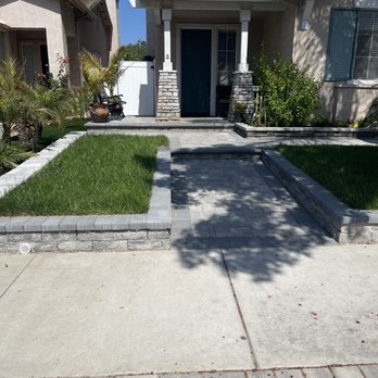 Bibi Construction - Pavors and retaining wall for grass area - General Contractors Near Me - Los Angeles, California Bibi Construction - Pavors and retaining wall for grass area - General Contractors Near Me - Los Angeles, California