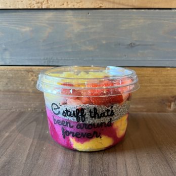 everbowl - Blue Lagoon sub Blue Majic with Mango Base - Acai Bowls Near Me - Arvada, Colorado