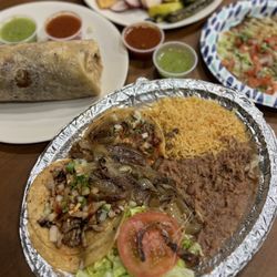 Charlie's Taqueria - 2 tacos plate