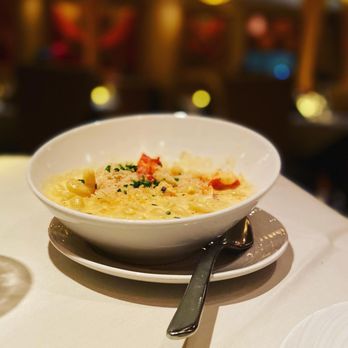 Eddie Merlot's - Lobster Mac n Cheese. - Steakhouses Near Me - Cincinnati, Ohio