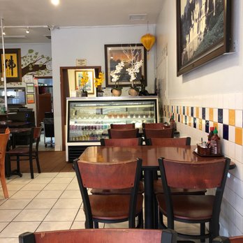 Thuyen Vien - the interior of a restaurant - Vegan Near Me - Anaheim, California Thuyen Vien - the interior of a restaurant - Vegan Near Me - Anaheim, California