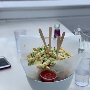 Berry Park - Park fries - New American Near Me - Brooklyn, New York
