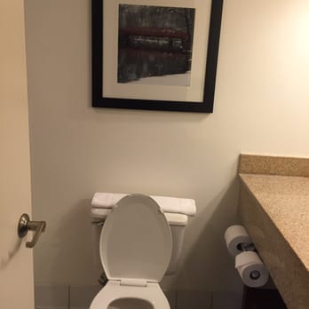 Four Points by Sheraton Meriden - Hotels Near Me - Meriden, Connecticut