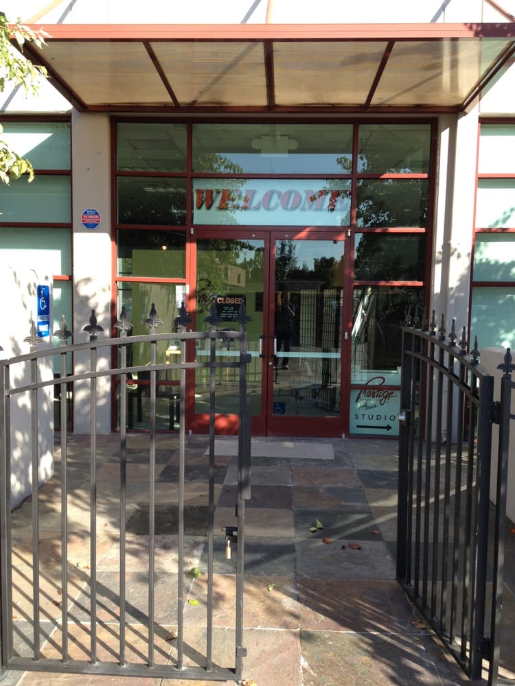 PRESTIGE PORTRAITS BY LIFETOUCH CLOSED Photography Stores