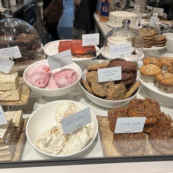 Flour Bakery + Café - Bakeries Near Me - Boston, Massachusetts