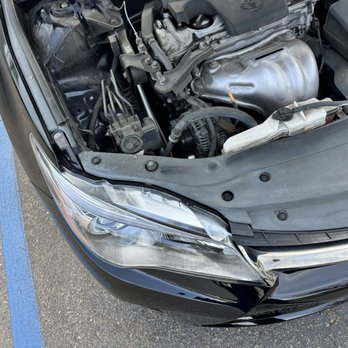 Torrey Pines Collision - Left Headlight. - Body Shops Near Me - San Diego, California Torrey Pines Collision - Left Headlight. - Body Shops Near Me - San Diego, California
