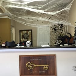 Crossroads Chiropractic and Wellness - Reception desk/Check In