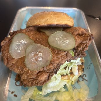 Off Site - Chicken Sandwich - Beer Bar Near Me - Miami, Florida