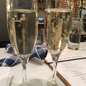 Starbelly - Prosecco - Breakfast & Brunch Near Me - Calgary, Alberta Starbelly - Prosecco - Breakfast & Brunch Near Me - Calgary, Alberta