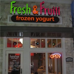 Fresh & Fruiti Frozen Yogurt