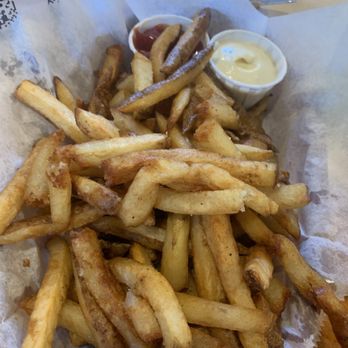 Tired Hands - Fermentaria - Fries - Breweries Near Me - Ardmore, Pennsylvania Tired Hands - Fermentaria - Fries - Breweries Near Me - Ardmore, Pennsylvania