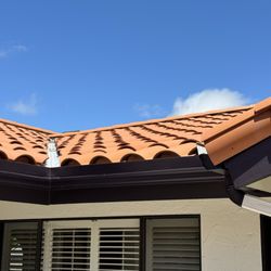 Eddies Roofing - Bird stop, metal valleys and cap tiles.