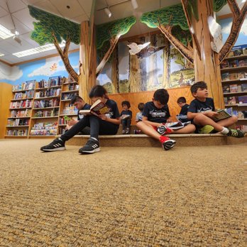 Barnes & Noble - Books, Mags, Music & Video Near Me - Miami, Florida