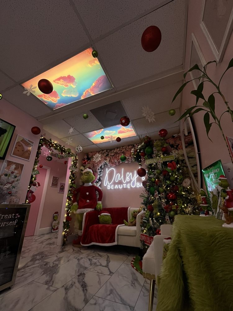 Dalsy's Beauté Bar Logo