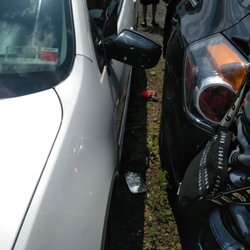 L & J Body & Fender Works - They damages our vehicle horrible and over charge