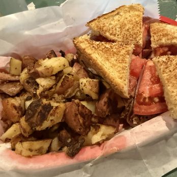 Todd and Shelly's Farm Fresh Restaurant - The homemade potatoes were delicious. This is an egg sandwich. - Farmers Market Near Me - Ocala, Florida